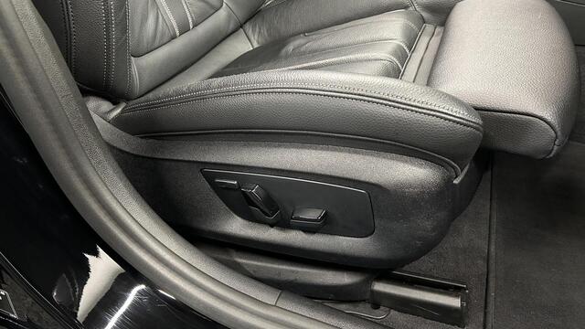 BMW 5-Serie Touring 530e Business Edition Plus SOH 92% PANO LEER CAMERA TREKHAAK.