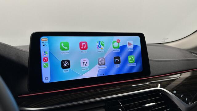 BMW 5-Serie Touring 530e Business Edition Plus SOH 92% PANO LEER CAMERA TREKHAAK.