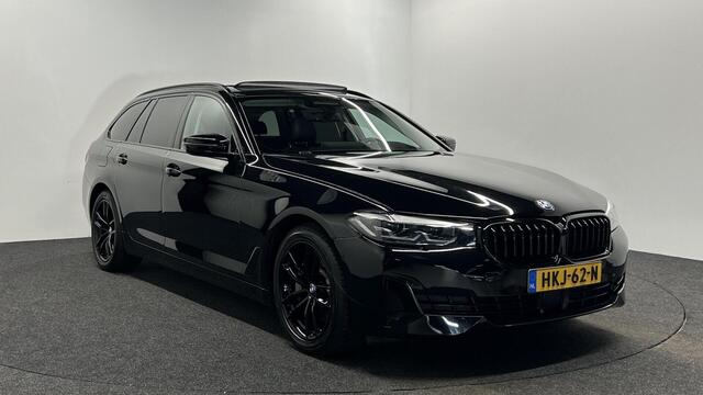 BMW 5-Serie Touring 530e Business Edition Plus SOH 92% PANO LEER CAMERA TREKHAAK.