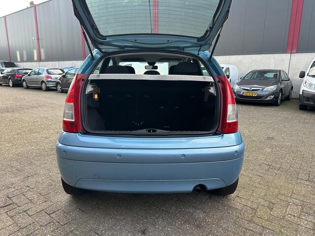 Citroen C3 1.4i Ambiance Clima Cruise PDC APK NAP Dealer onderhouden.