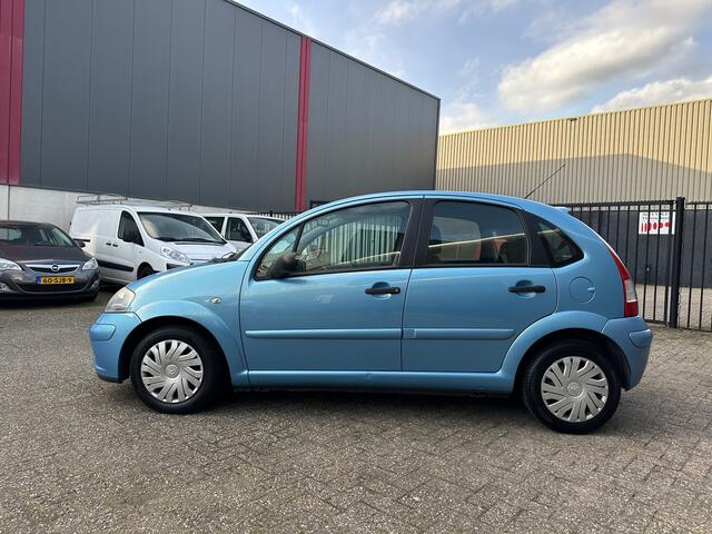 Citroen C3 1.4i Ambiance Clima Cruise PDC APK NAP Dealer onderhouden.