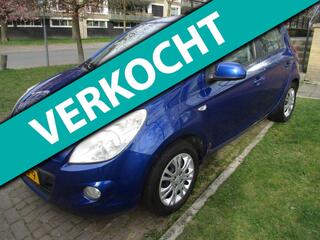 HYUNDAI I 20 Hyundai/MET NIEUWE KOPPELING// 1.2i DynamicVersion