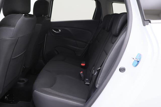 Renault Clio Estate 0.9 TCe Limited Keyless, Navigatie, DAB, Cruise, PDC