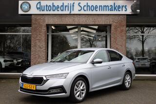 SKODA OCTAVIA 1.0 e-TSI Business Edition Plus STOELVERW. SFEERVERL. CARPLAY CAMERA DIGITAL-DASH ACC DAB LANE-ASSIST 2XPDC 17''LMV
