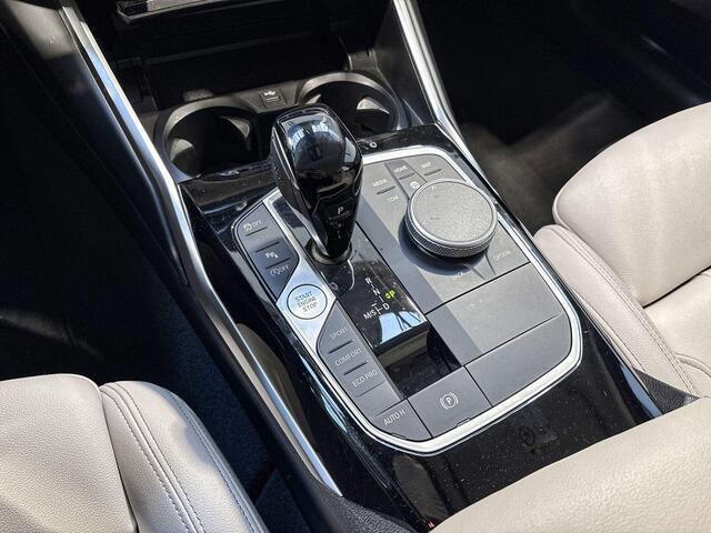 BMW 3-Serie Touring 330i Business Edition Plus High Executive Aut.