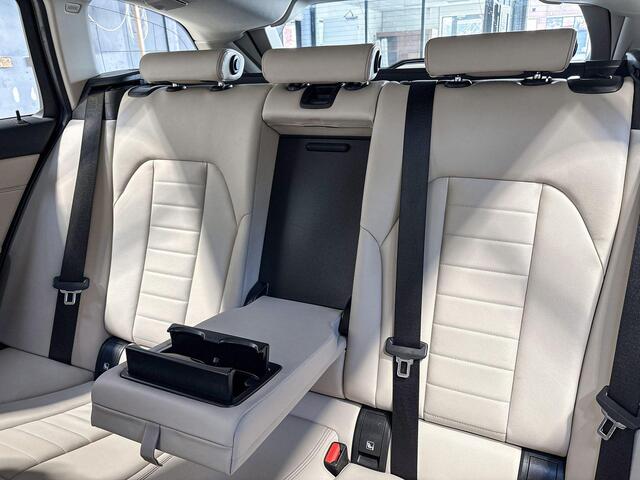 BMW 3-Serie Touring 330i Business Edition Plus High Executive Aut.