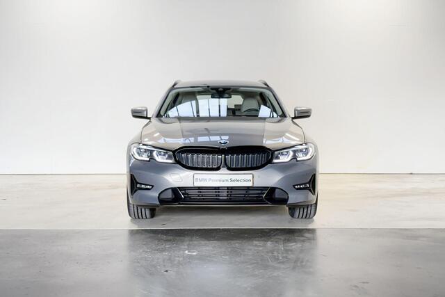 BMW 3-Serie Touring 330i Business Edition Plus High Executive Aut.