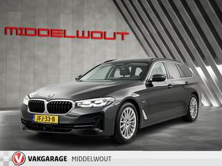 BMW 5-SERIE Touring 530e M-sport Pano-dak/Leder/Adapt.Cruise/EL.Trekhaak