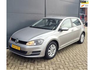 Volkswagen Golf VII