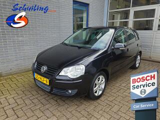 VOLKSWAGEN POLO 1.4-16V Black Edition