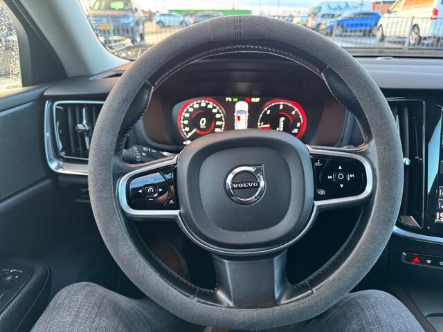 Volvo V60 2.0 D4 Inscription XENON/LINE-ASSIST FULL-FULL