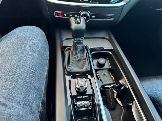 Volvo V60 2.0 D4 Inscription XENON/LINE-ASSIST FULL-FULL