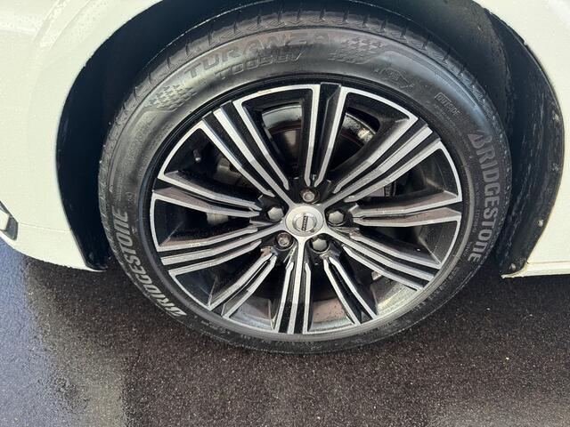 Volvo V60 2.0 D4 Inscription XENON/LINE-ASSIST FULL-FULL