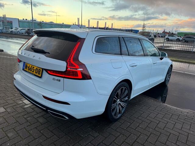 Volvo V60 2.0 D4 Inscription XENON/LINE-ASSIST FULL-FULL