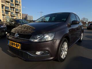 Volkswagen Polo (2009 - 2017)