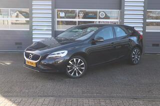VOLVO V40 2.0 T3 Dynamic Edition