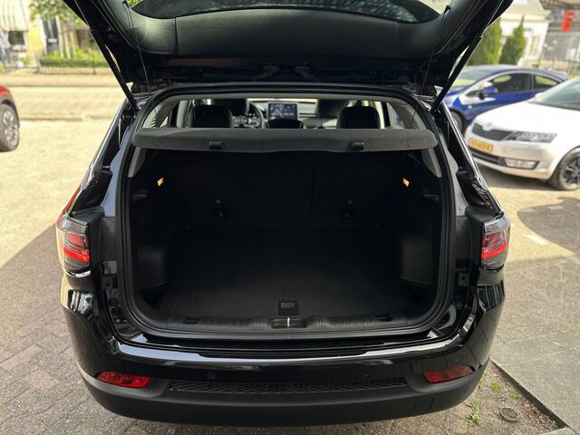 Jeep Compass 1.5T e-Hybrid Longitude 1450KG trekgewicht/Stoel+stuur verwarming.