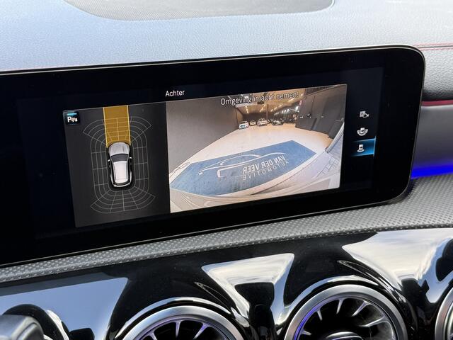Mercedes-Benz CLA Shooting Brake 200 Business Solution AMG | Panoramadak | Sfeerverlichting | Multibeam