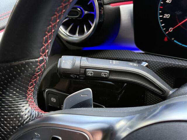 Mercedes-Benz CLA Shooting Brake 200 Business Solution AMG | Panoramadak | Sfeerverlichting | Multibeam