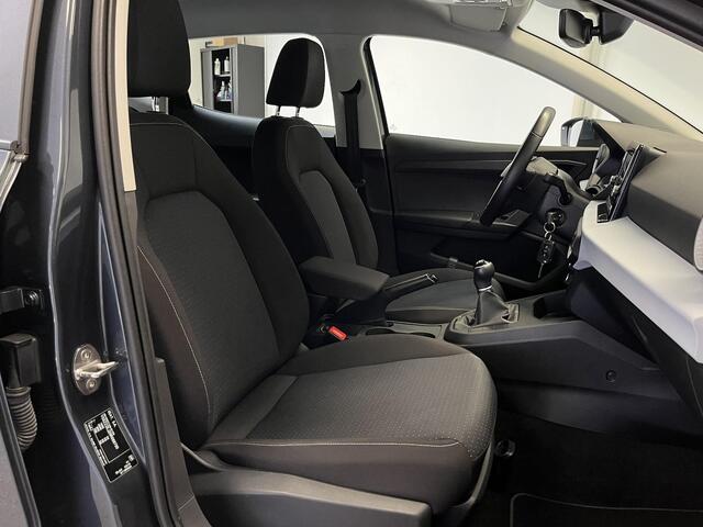 Seat Ibiza 1.0 Eco TSI Style | ALL SEASONS | CARPLAY | PDC | CLIMA |