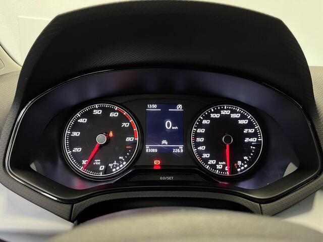 Seat Ibiza 1.0 Eco TSI Style | ALL SEASONS | CARPLAY | PDC | CLIMA |