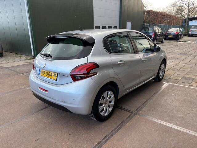 Peugeot 208 1.2 Blue Lion Airco Cruise Navi Nw Distributie