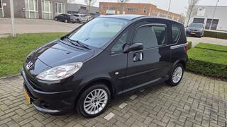 Peugeot 1007