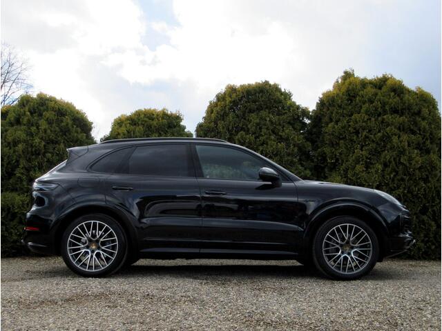 Porsche Cayenne 3.0 E-Hybrid  Origineel NL  Garantie  Chrono 
