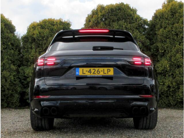 Porsche Cayenne 3.0 E-Hybrid  Origineel NL  Garantie  Chrono 