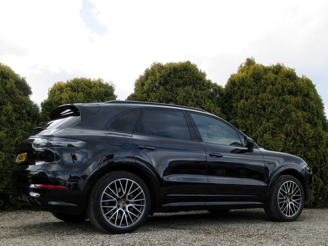 Porsche Cayenne 3.0 E-Hybrid  Origineel NL  Garantie  Chrono 