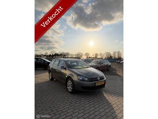VOLKSWAGEN GOLF Variant 1.2 TSI Comfort Executive Line BlueMotion