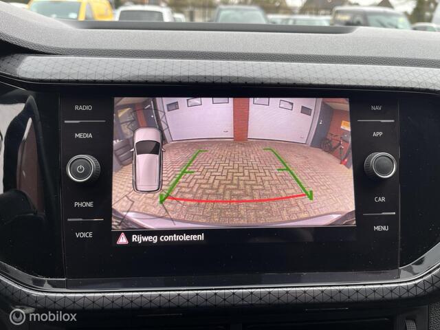Volkswagen T-Cross 1.0 TSI Style NAVICAMERALEDCLIMAACC