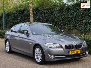 BMW 5-SERIE 535i High Executive 306 PK Youngtimer GR Navigatie Schuifdak 2e-eigenaar Dealer onderhouden Orig. NL NAP
