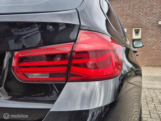 BMW 3-Serie Touring 335d xDrive High Executive Sport I Camera I PDC I XDrive I AUT