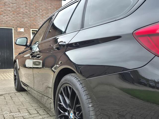 BMW 3-Serie Touring 335d xDrive High Executive Sport I Camera I PDC I XDrive I AUT