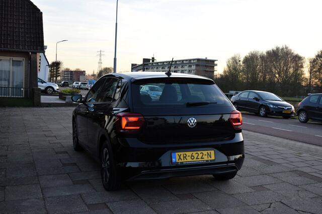 Volkswagen Polo 1.0 TSI R Line Camera Navigatie Digitaal
