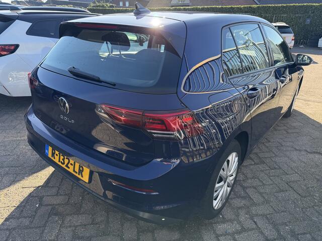 Volkswagen Golf 2.0 TDI Life Business | Clima | Navi | Xenon | Extra set wheels | B