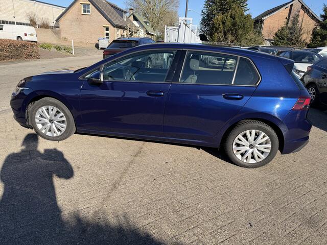 Volkswagen Golf 2.0 TDI Life Business | Clima | Navi | Xenon | Extra set wheels | B