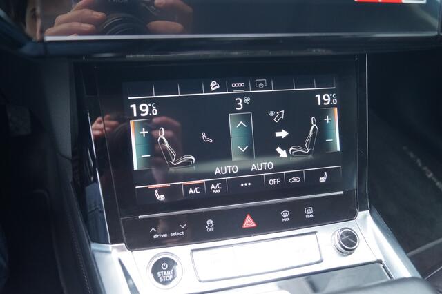 Audi E-Tron Sportback 55 Quattro 95 kWh Business Edition Plus -SOH89%-PANO-LEER-