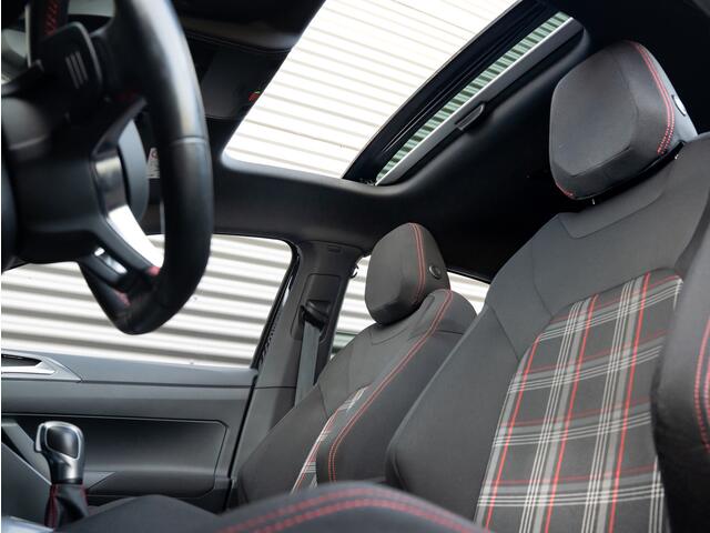 Volkswagen Polo 2.0 TSI GTI Pano Beats Navi Lane Camera VOL