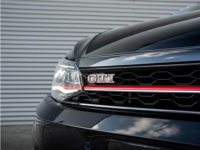Volkswagen Polo 2.0 TSI GTI Pano Beats Navi Lane Camera VOL
