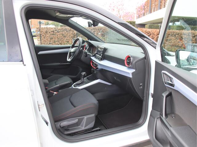 Seat Arona 1.0 TSI DSG FR Business Connect Camera-Carplay, Virtual Cockpit, Keyless Lente actie