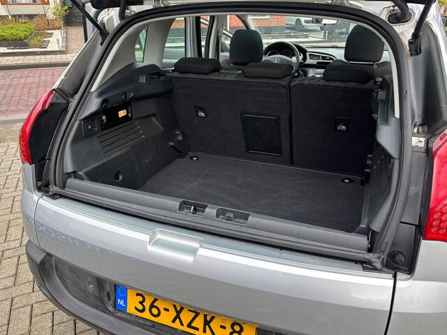 Peugeot 3008 1.6 VTi ST | pano | cruise | clima | trekhaak |