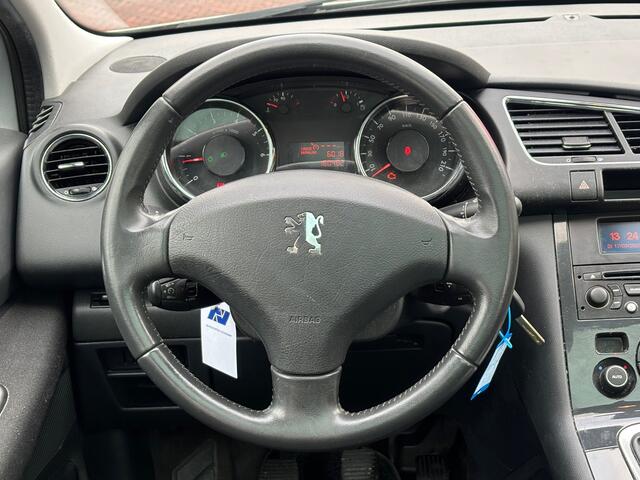 Peugeot 3008 1.6 VTi ST | pano | cruise | clima | trekhaak |