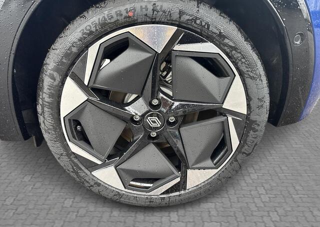 Renault Clio 1.8 Hybrid 160 techno - Demo / pack winter / safety & parking