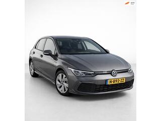 VOLKSWAGEN GOLF 2.0 TDI Style GTD uitgevoerd gechipt !