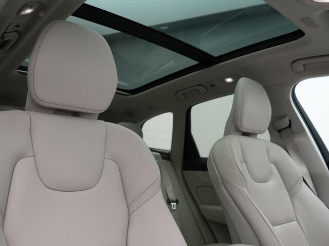 Volvo XC60 T6 AWD FACELIFT MODEL Inscription PHEV 350pk Dealer O.H | Panodak | Adaptive Cruise | Camera | Harman / Kardon | Lederen Sportstoelen Memory & Ve
