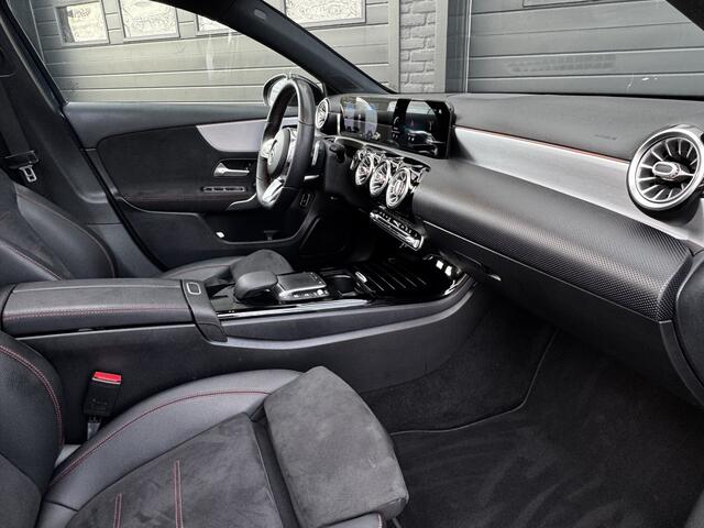 Mercedes-Benz A-Klasse 250 e Business Solution AMG Limited 94% SOH | Pano | Sfeer | Camera | Orig. NL | �20.900,- incl. BTW