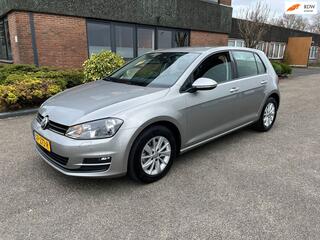VOLKSWAGEN GOLF 1.2 TSI Business Edition R Automaat Navi Boekjes