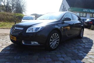 Opel Insignia Sports Tourer (2008 - 2017)